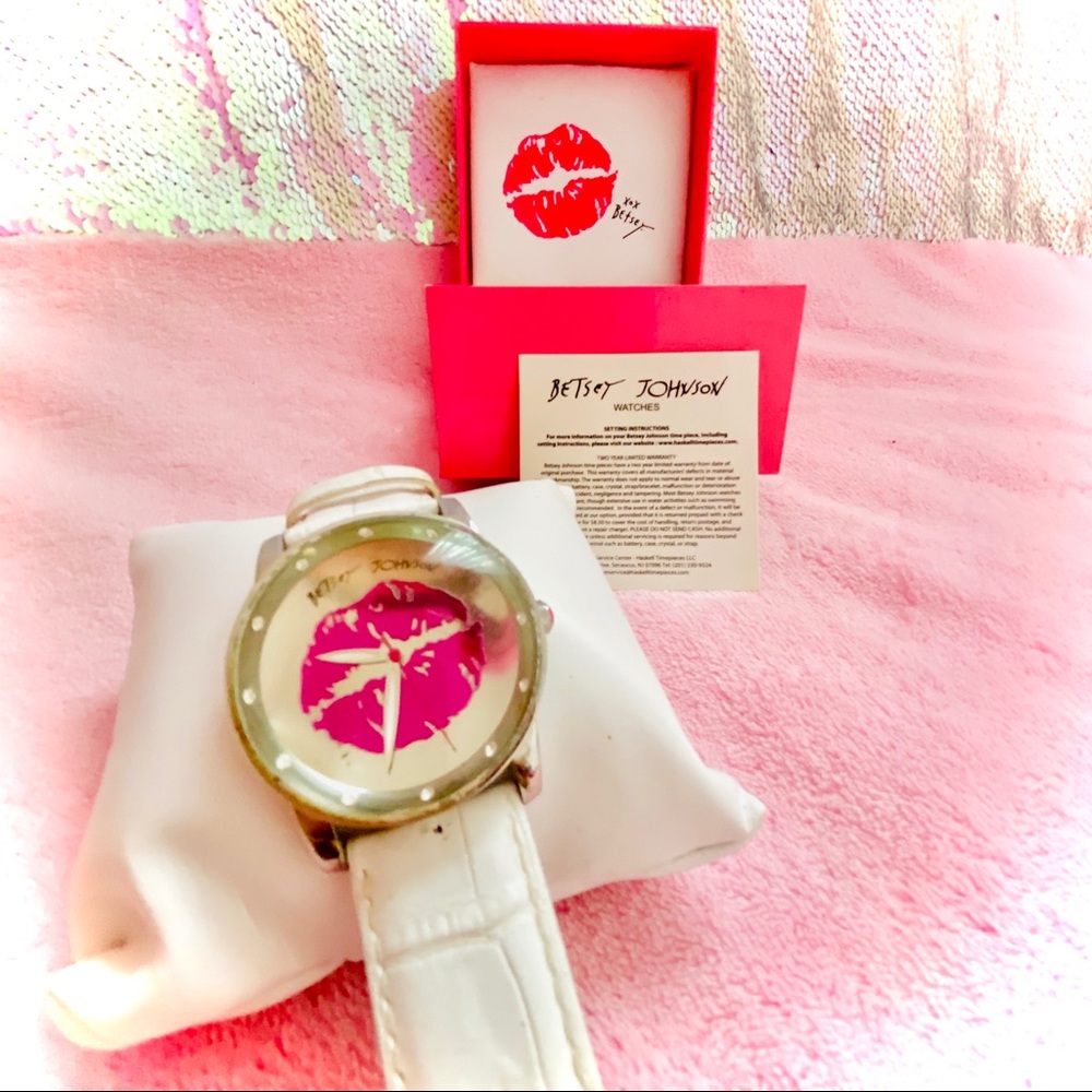 Vintage Betsey Watch - Picture 3 of 8